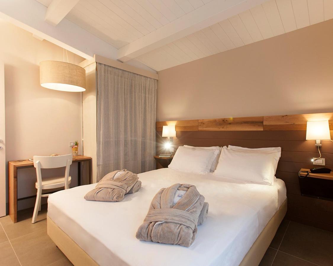 Podere Maremma Spa & Ristorante Орбетело Екстериор снимка